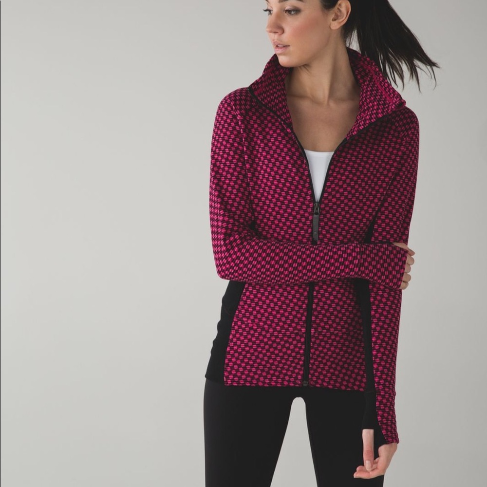 COPY - NWOT lululemon checkered jacket size 6